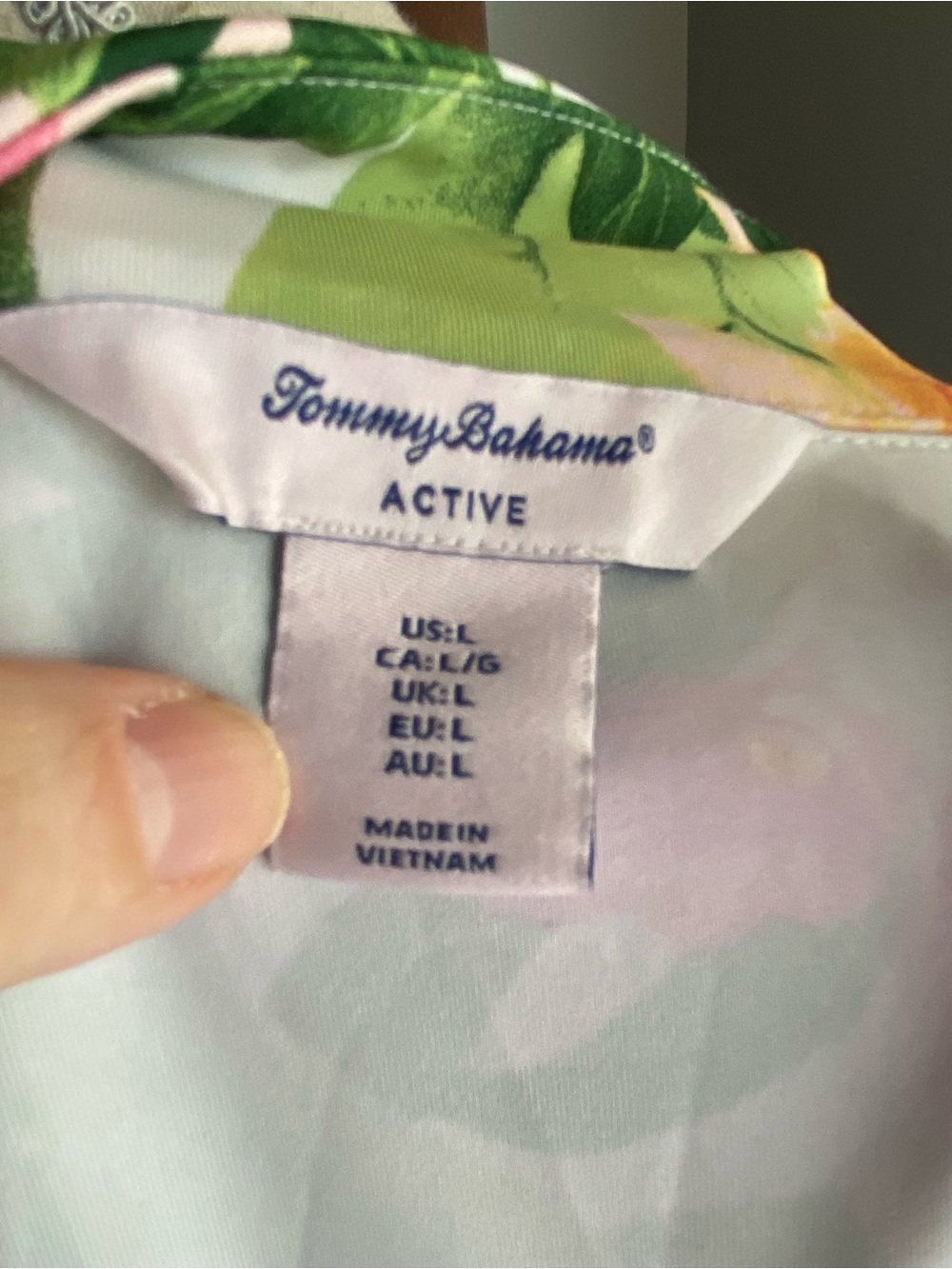 Tommy Bahama SPF 50 Active Floral Zip-Up Jacket in Pink Green & White Large NWOT - Picture 10 of 14